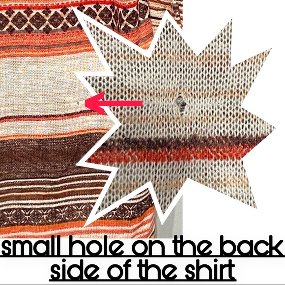 No Boundaries 3/4 Sleeve, High-Low Top - Picture 5 of 6